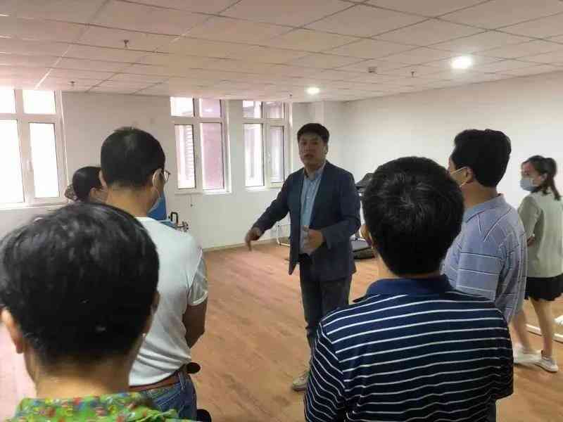 西青区政协辅导前来西青优惠活动办理大厅智慧为老服务中心调研领导工